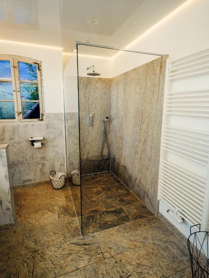Alte Schmiede Mit Sauna, Pool Und Whirpool Im Aussenbereich Schoenstes Ferienhaus Der Lausitz Elsterheide Exterior foto